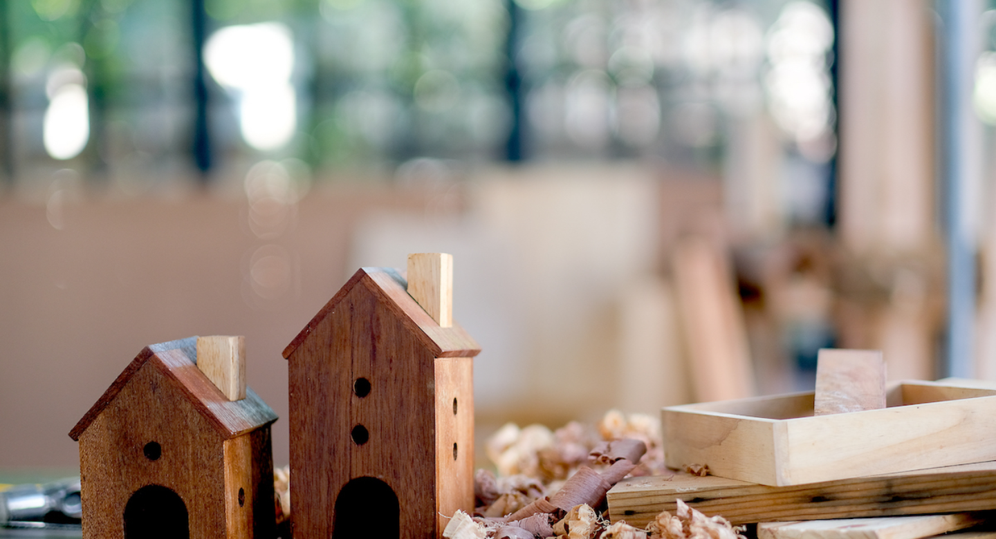 Madera rosa morada Una opción distintiva en proyectos creativos