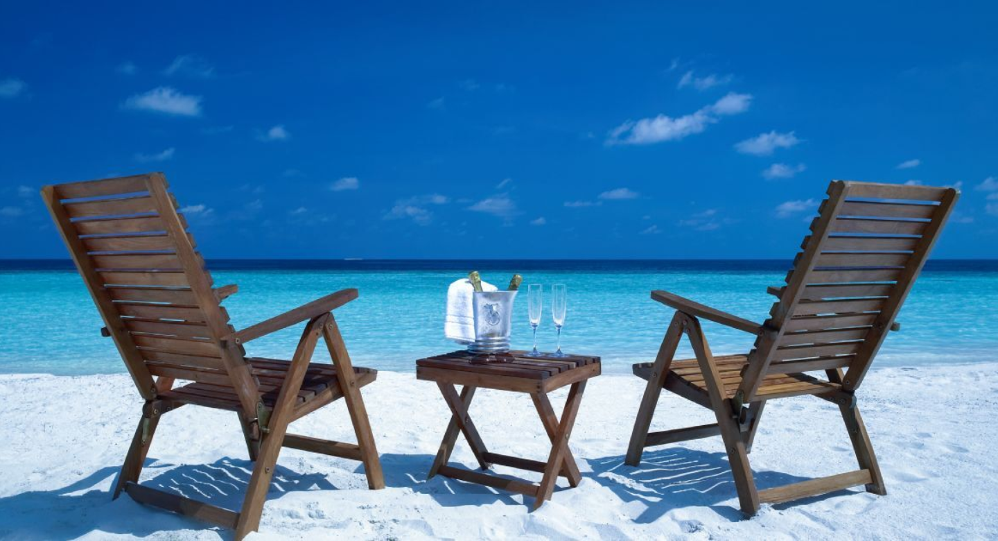 Mueble de madera para playa